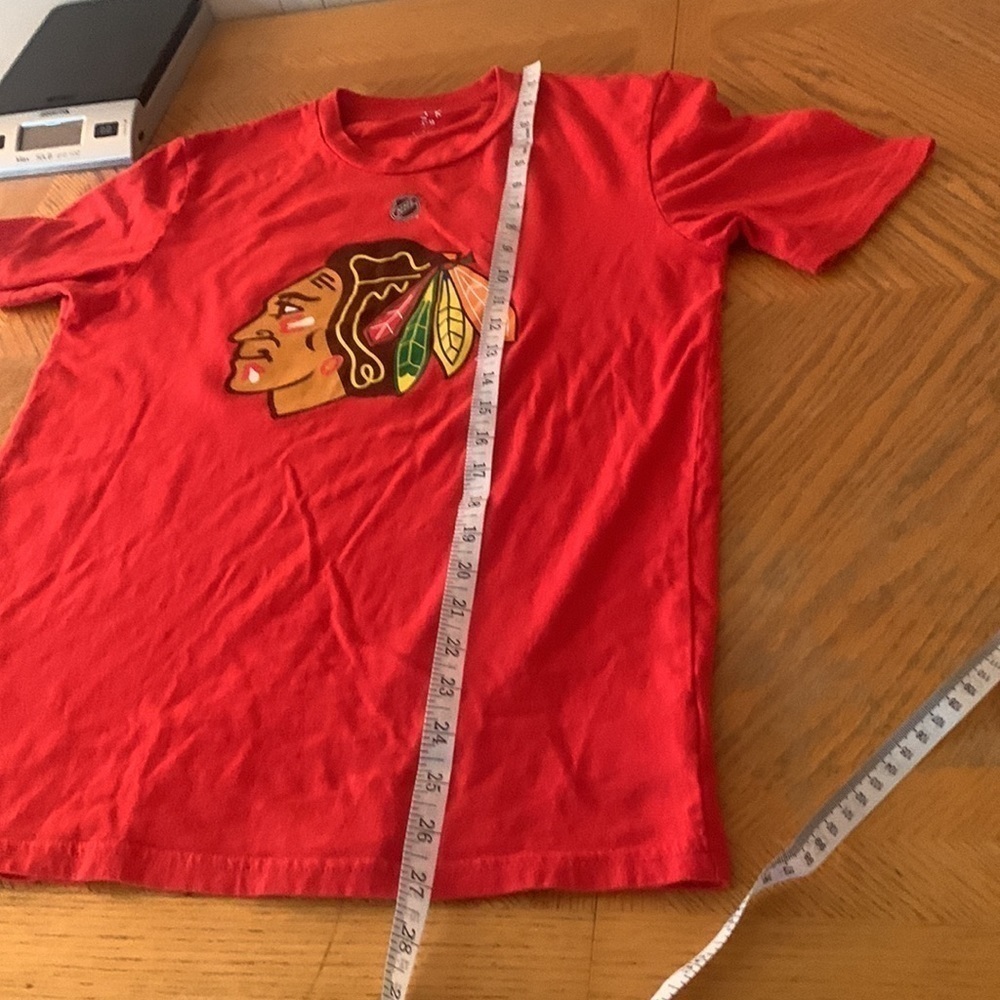 CHICAGO Blackhawks Jonathan Toews TShirt - Picture 8 of 8